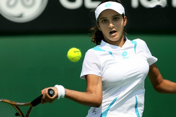 Sania Mirza Sexy Pose