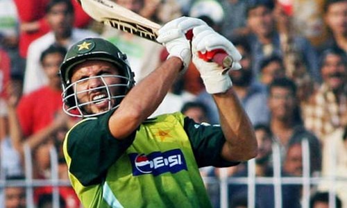 Top 10 Batsmen With Most Sixes in ODI