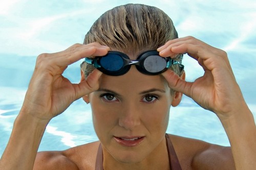 10 Female American Swimmers